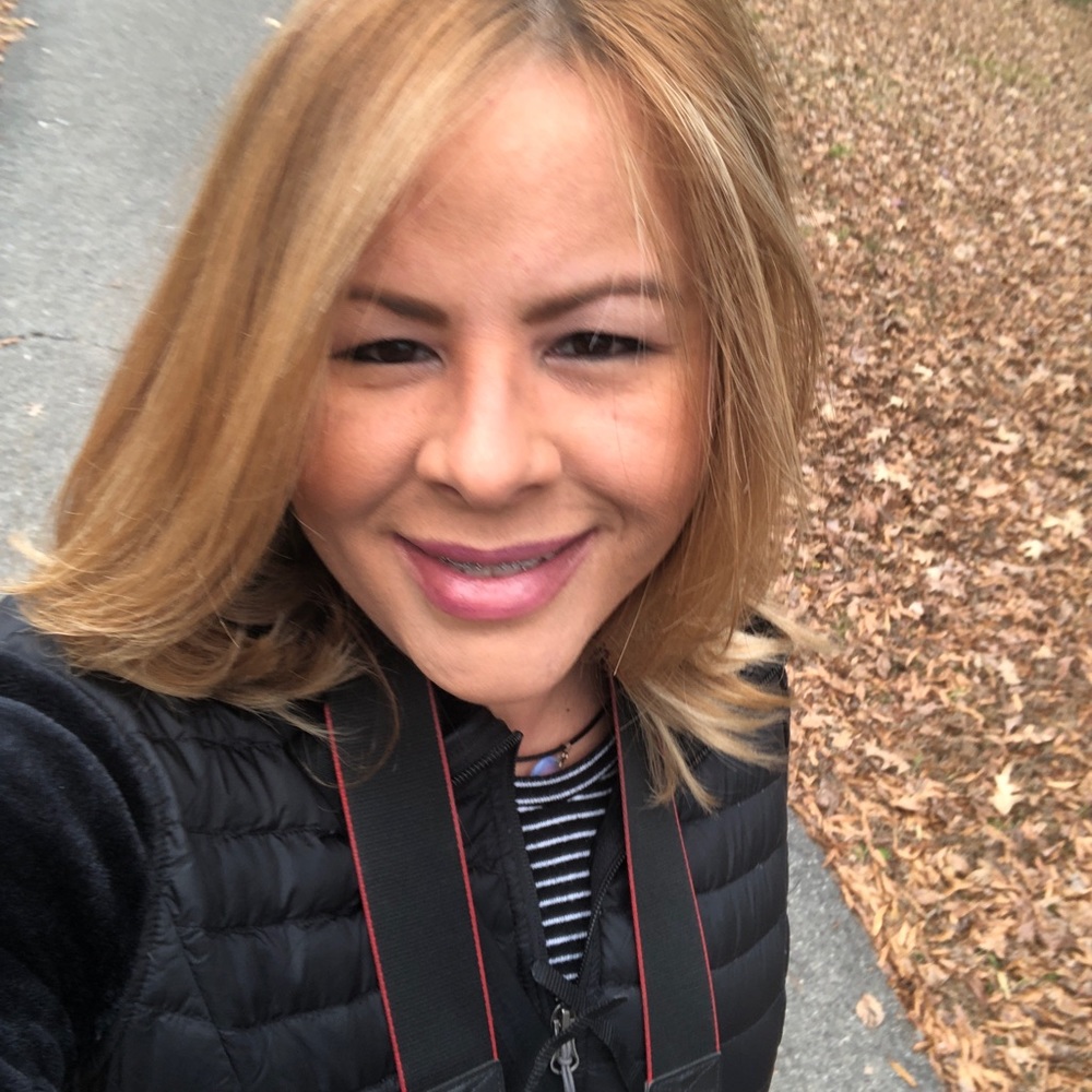 Meet your Posher, Noraida